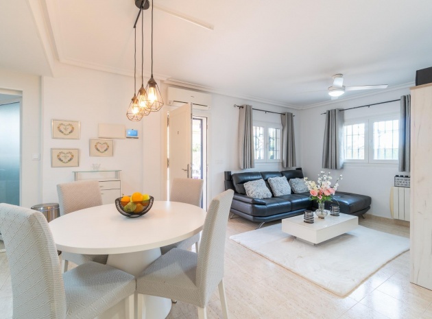 Återförsäljning - Villa - Playa Flamenca - zeniamar