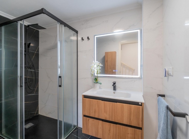 Återförsäljning - Villa - Playa Flamenca - zeniamar