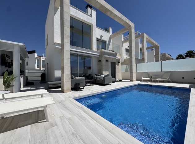 Resale - Villa - Cabo Roig - Lomas de Cabo Roig