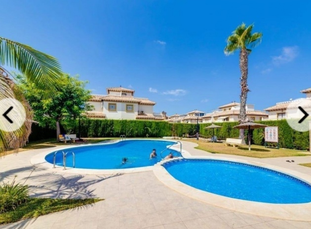 Resale - Villa - Cabo Roig - Lomas de Cabo Roig