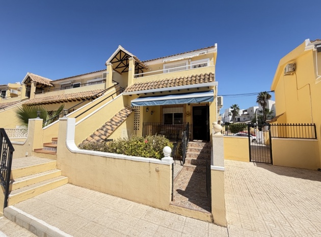 Resale - Apartment - Villamartin - lomas del golf