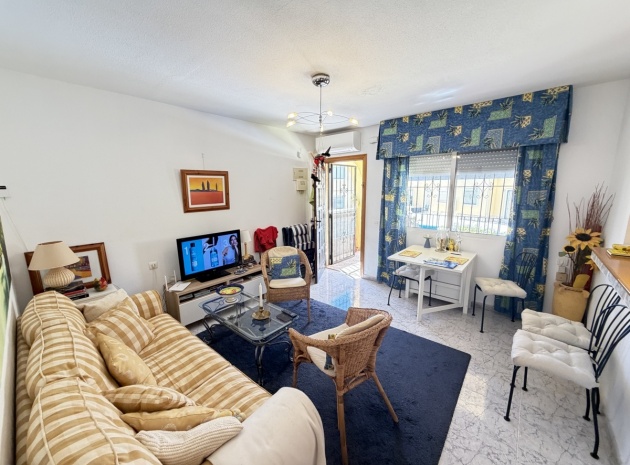 Resale - Apartment - Villamartin - lomas del golf