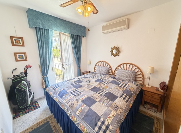 Resale - Apartment - Villamartin - lomas del golf