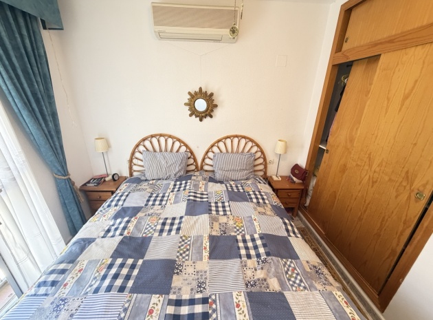 Resale - Apartment - Villamartin - lomas del golf