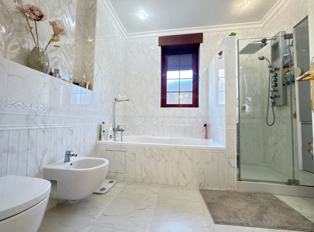 Resale - Villa - Cabo Roig - beachside cabo roig