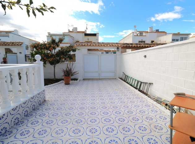 Resale - Villa - Torrevieja - jardin del mar