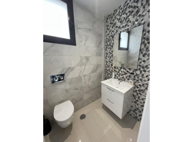 Resale - Townhouse - Villamartin - PAU 26