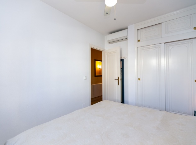 Resale - Apartment - Playa Flamenca - jumilla