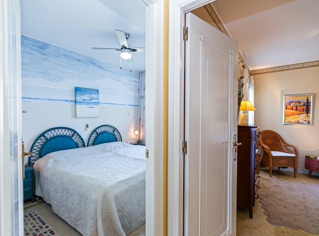 Resale - Apartment - Playa Flamenca - jumilla