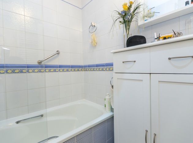 Resale - Apartment - Playa Flamenca - jumilla