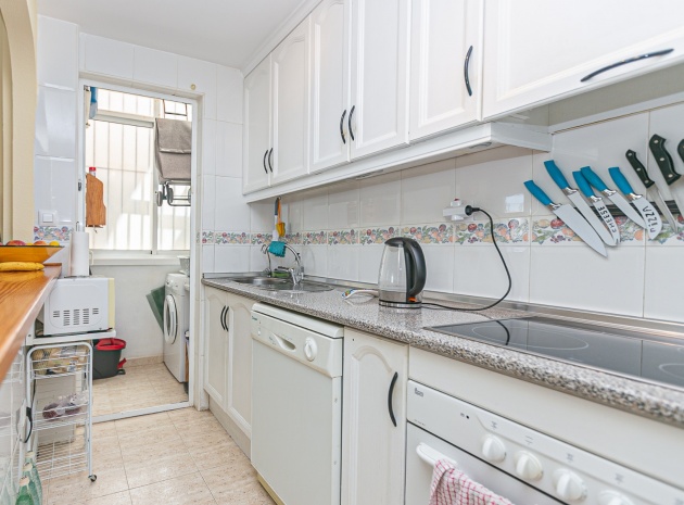 Resale - Apartment - Playa Flamenca - zeniamar