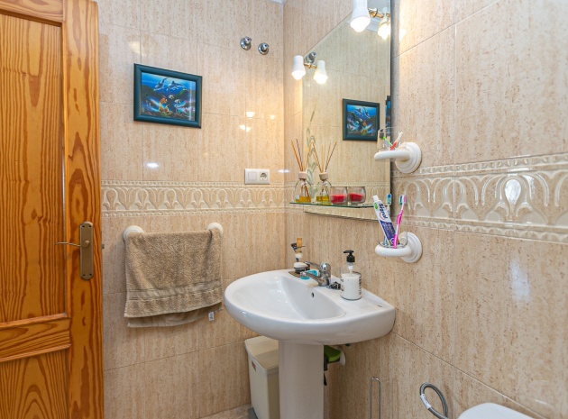 Resale - Apartment - Playa Flamenca - zeniamar