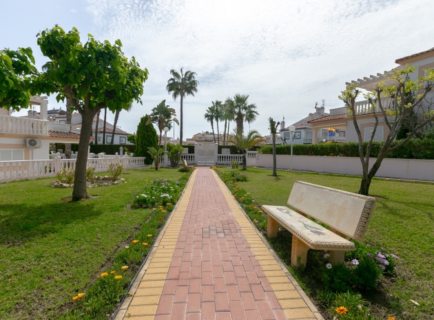 Resale - Apartment - Playa Flamenca - zeniamar