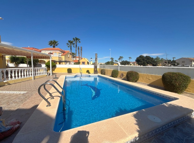 Resale - Villa - Cabo Roig - la regia