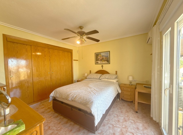 Resale - Villa - Cabo Roig - la regia