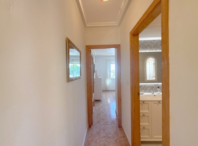 Resale - Villa - Cabo Roig - la regia