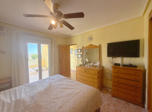 Resale - Villa - Cabo Roig - la regia