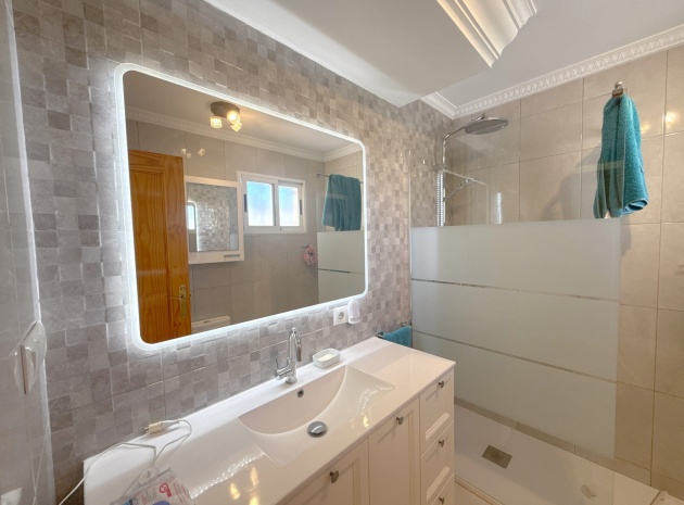 Resale - Villa - Cabo Roig - la regia