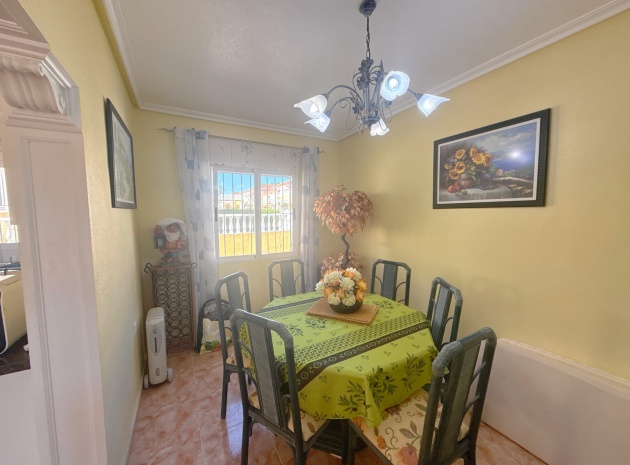 Resale - Villa - Cabo Roig - la regia