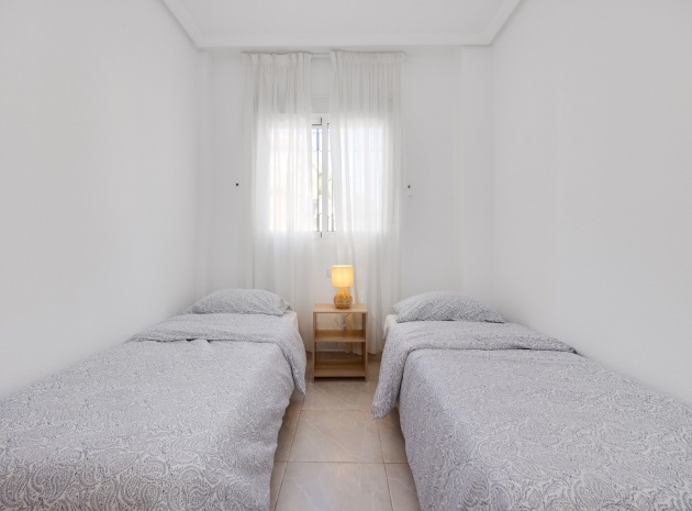 Resale - Apartment - Playa Flamenca - parque del duque