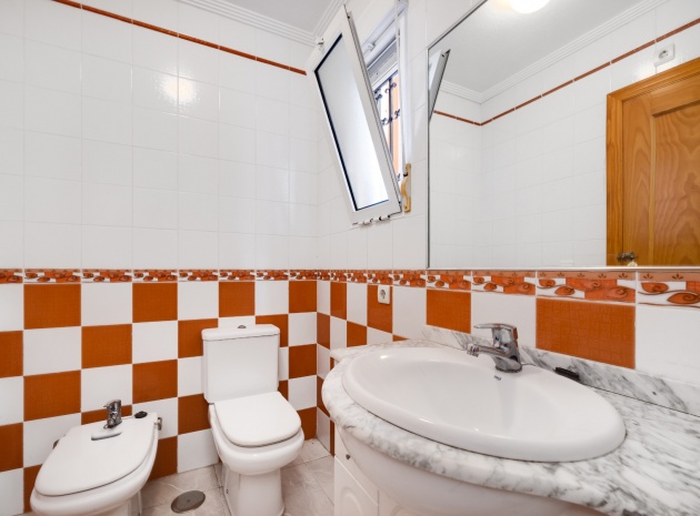 Resale - Apartment - Playa Flamenca - parque del duque