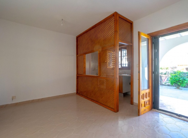 Resale - Apartment - Torrevieja - el chaparral