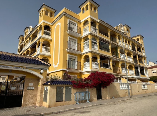 Resale - Apartment - Algorfa - fontana