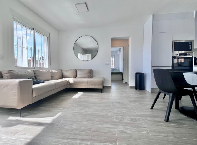 Resale - Villa - Villamartin - las filipinas