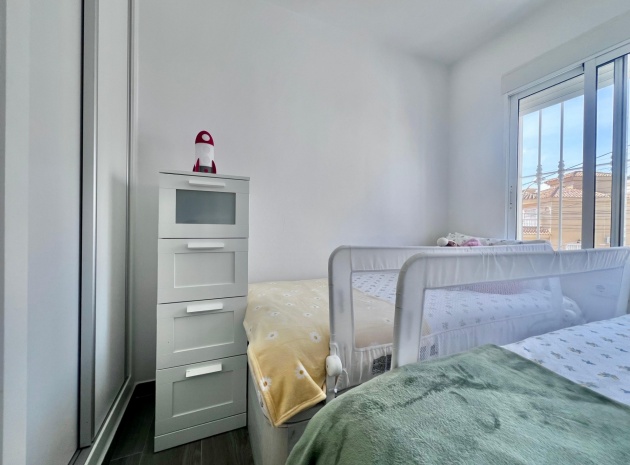 Resale - Villa - Villamartin - las filipinas