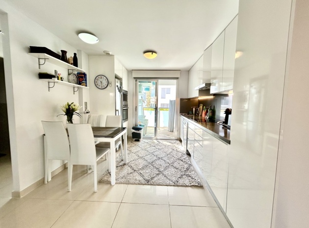 Resale - Apartment - Punta Prima - mirador de amay