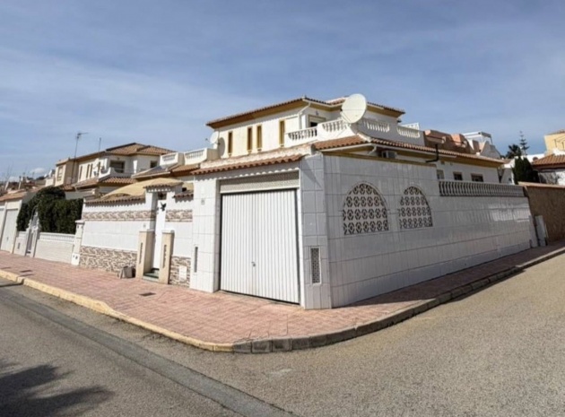 Wiederverkauf - Villa - La Florida  - La Florida