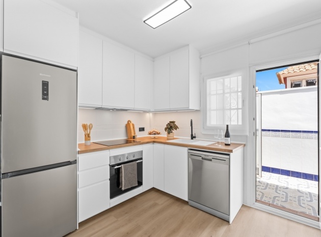 Wiederverkauf - Villa - Villamartin - PAU 26