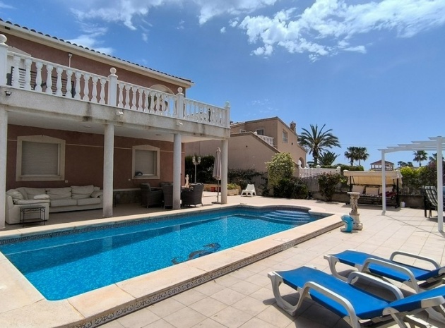 Återförsäljning - Villa - Ciudad Quesada