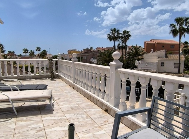 Återförsäljning - Villa - Ciudad Quesada