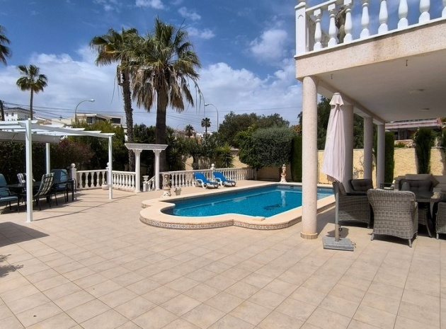 Återförsäljning - Villa - Ciudad Quesada