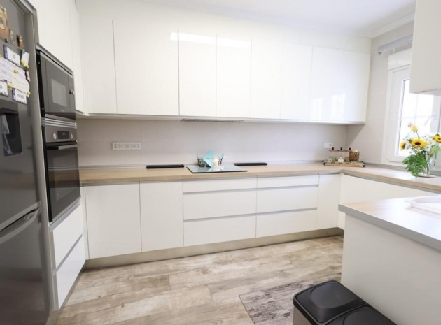 Resale - Villa - Villamartin - El Galan