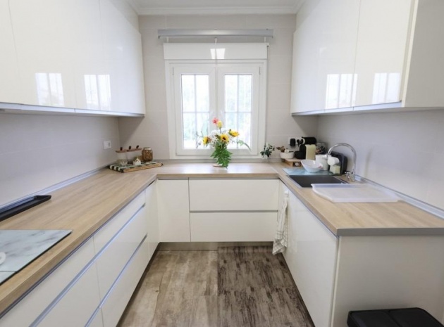 Resale - Villa - Villamartin - El Galan