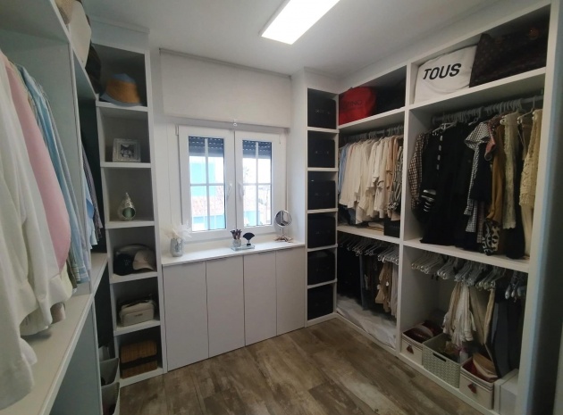 Resale - Villa - Villamartin - El Galan