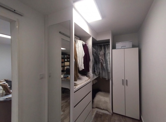 Resale - Villa - Villamartin - El Galan