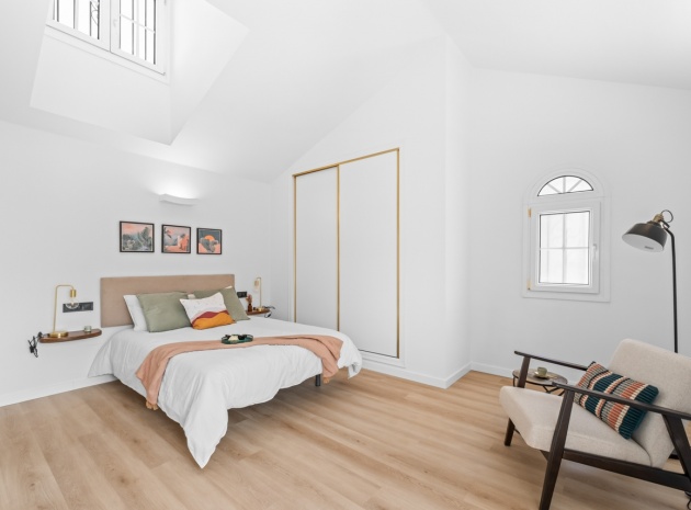 Resale - Townhouse - Villamartin - PAU 26