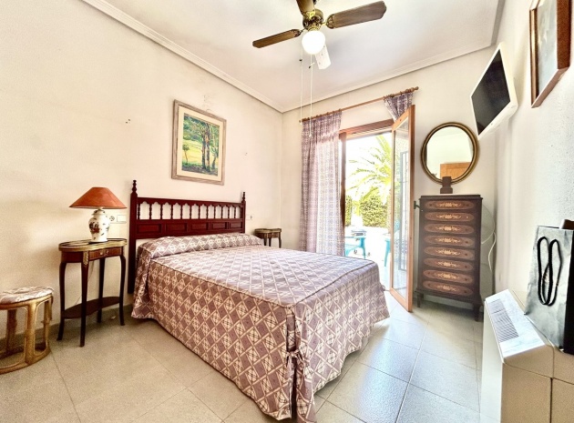 Resale - Villa - La Zenia - beachside la zenia