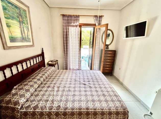 Resale - Villa - La Zenia - beachside la zenia