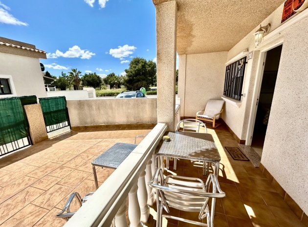 Resale - Apartment - Villamartin