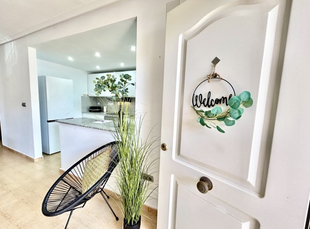 Resale - Apartment - Villamartin