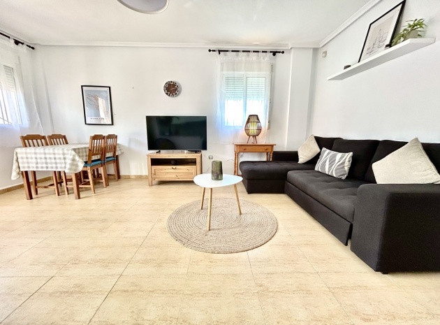 Resale - Apartment - Villamartin