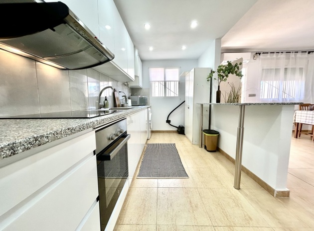 Resale - Apartment - Villamartin