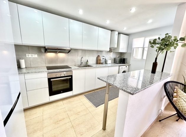 Resale - Apartment - Villamartin