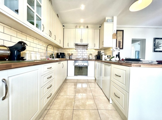 Resale - Villa - Villamartin - blue lagoon