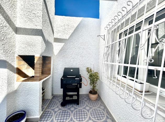 Resale - Villa - Villamartin - blue lagoon