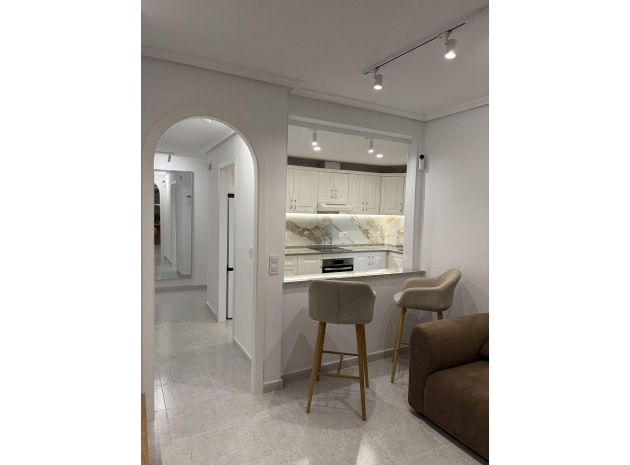 Resale - Apartment - Campoamor - lomas de campoamor